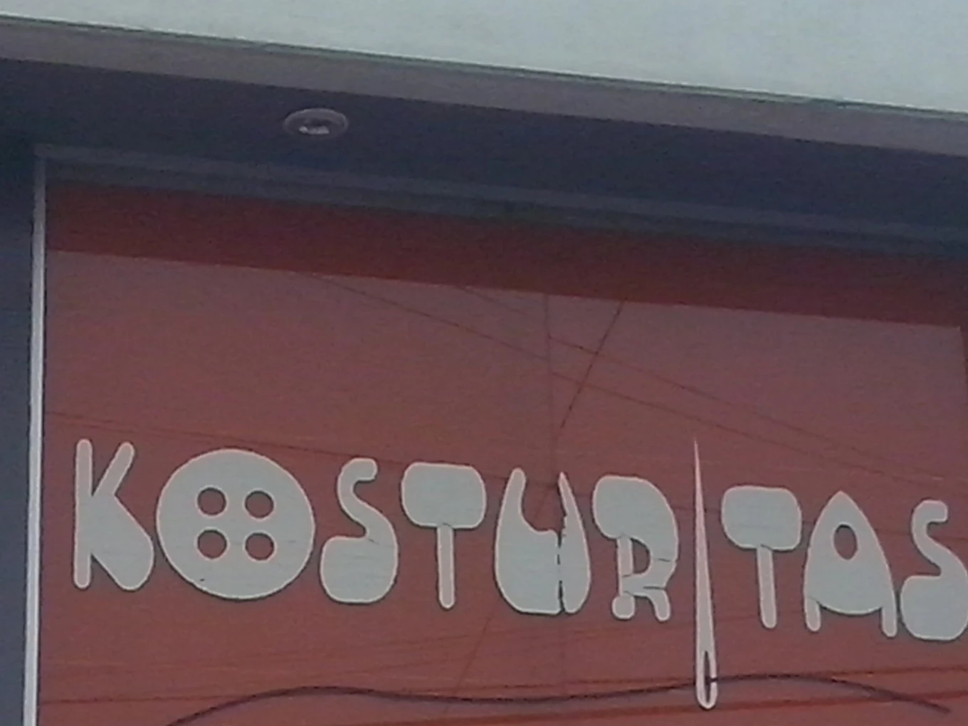 Kosturitas | Arreglo y Reciclado de Prendas y Reparación de Calzado