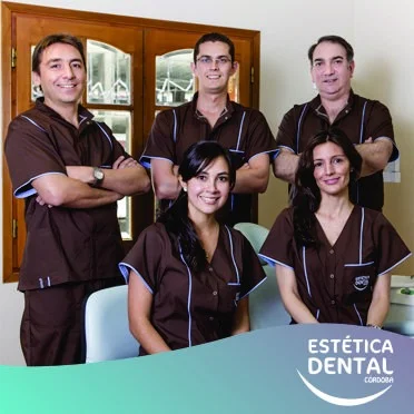 Estética Dental Córdoba | Implantes, Ortodoncia y Blanqueamiento