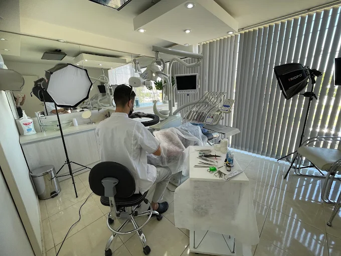 Concepto Sonrisa | Odontología con Tratamientos de Mínima Invasión para la Estética y Salud