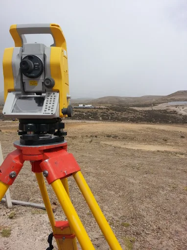 Metiri Vant | Topografía (Minera, Civil, Mecánica), Fotogrametría, Batimetrías, Montaje Mecánico