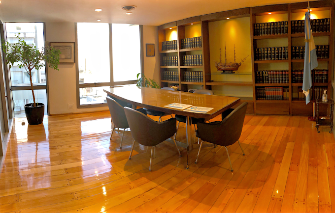 Escribanía Lanza Castelli: Un Servicio Notarial de Calidad