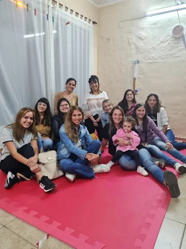 Lazos | Centro Terapéutico para Niños, Adolescentes y Familias