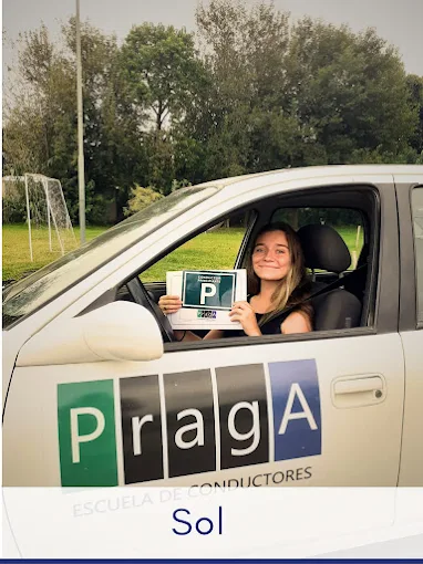 Praga Escuela de Conductores | Escuela de Manejo con Instructores Pacientes y Vehículos Seguros
