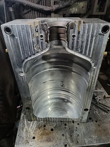 Torrijos | Fabricación de Repuestos para Máquinas Industriales, Mecanizado de Piezas y Soldaduras MIG MAG