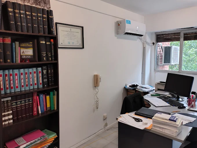 EGM Abogados Penalistas | Defensa y Denuncias de Delitos, Asistencia a Víctimas y Representación Legal