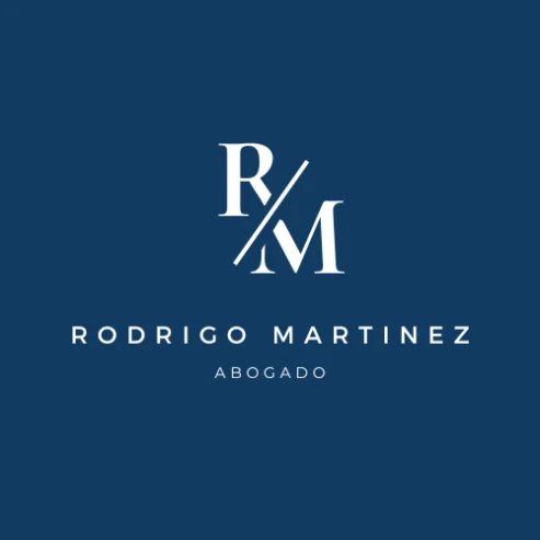 Rodrigo Martínez | Abogado de Familia Especializado en Divorcios, Alimentos, Sucesiones