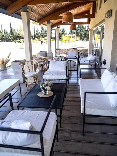 Deco Living | Decoración de Eventos, Ambientaciones y Alquiler de Mobiliario y Estructuras