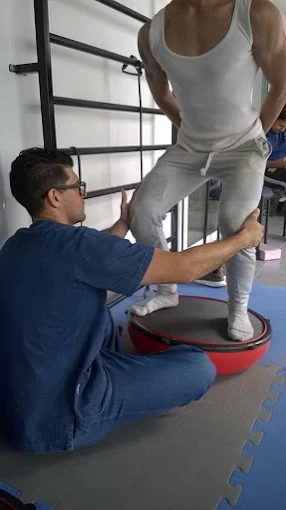 Centro Omnes | Clínica de Fisioterapia con 7 Consultorios, Gimnasio, Pileta Terapéutica, Vestuarios