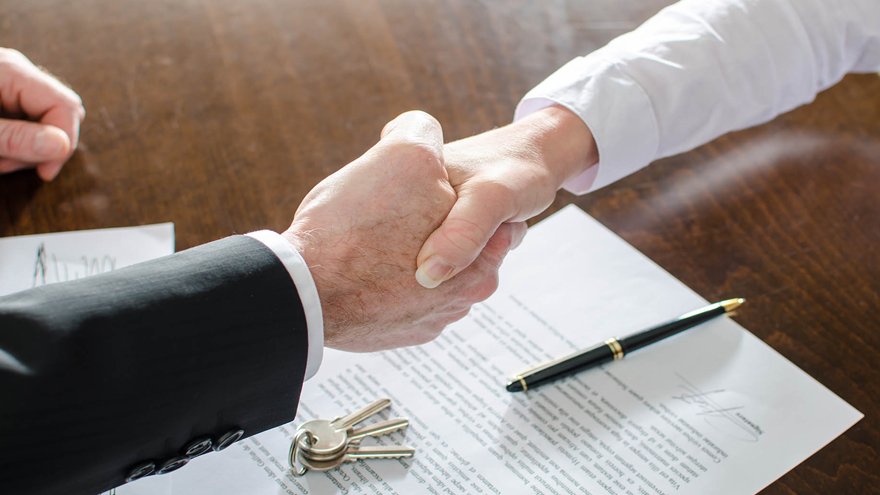 Escribanía Pinzani | Escribanía con Equipo de Escribanos y Abogados