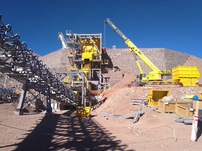 Metiri Vant | Topografía (Minera, Civil, Mecánica), Fotogrametría, Batimetrías, Montaje Mecánico