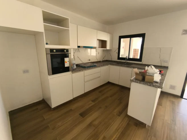 Dúplex a Estrenar de 3 Dorm. y 3 Baños en Venta en Campos de Manantiales