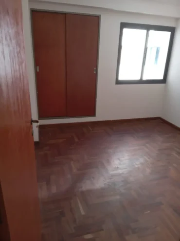 Departamento en Venta de 1 Dormitorio sobre Calle Dean Funes 889, 45 m²