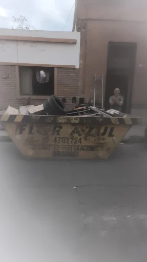Contenedores La Villa | Alquiler de Contenedores y Obradores en Córdoba y Sierras Chicas con Servicio a Domicilio