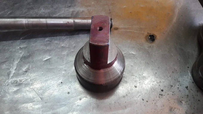 Untacle | Tornería de Piezas Especiales, Tornería de Repuesto, Ajuste de Piezas, Reparación de Rosca