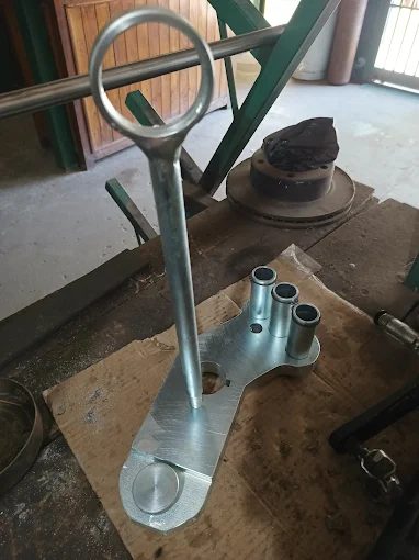 Cardanes Juárez | Tornería Personalizada y Balanceado Electrónico de Cardanes en Córdoba