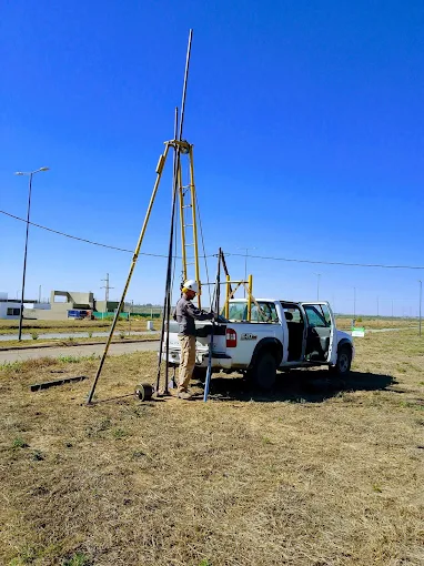 Geoserrana | 15 Años de Experiencia en Geotecnia, Estudios de Suelos, Pilotes y Perforaciones