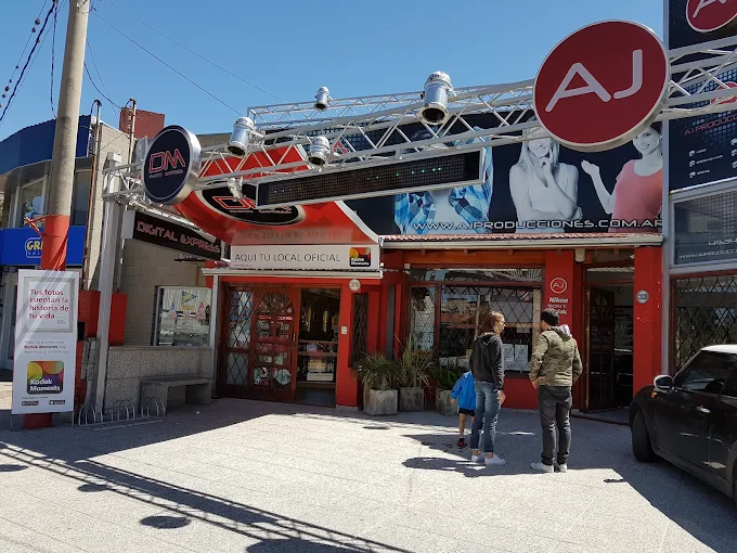 AJ Producciones | Fotografía y Video para Bodas, Egresos, Cumpleaños y Celebraciones Especiales con 20 Años de Experiencia