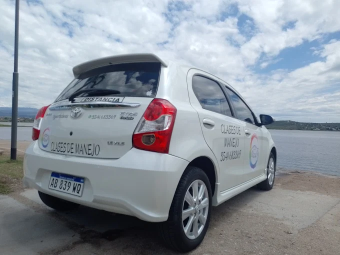 GuiArte | Clases de Manejo Con Auto Doble Comando