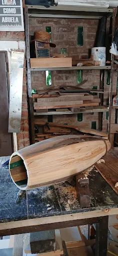 Luthería y Carpintería Vasco Raúl | Reparación, Calibración y Construcción de Instrumentos de Cuerda y Percusión,