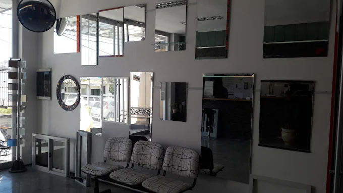 Vidriería Santa Lucía | Todo Tipo de Vidrios y Mamparas de Vidrio en Villa Carlos Paz