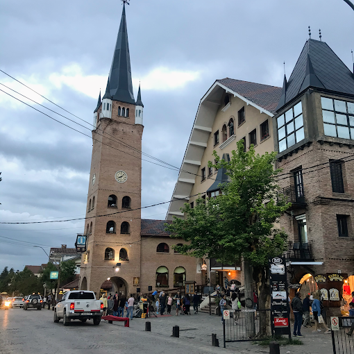 Alquiler de Combis en Córdoba | Buses, Vans Ejecutivas, Autos con Chófer, Traslado de Personal, Turismo
