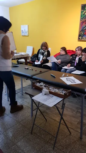 Útero Mágico Reiki | Sanación Femenina, Tarot y Péndulo Hebreo