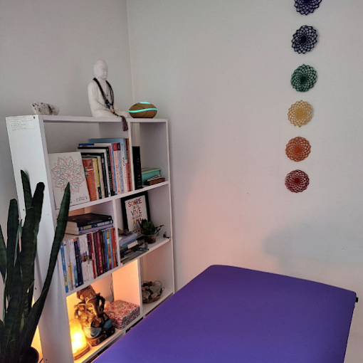 Elena Weyland | Reiki y Terapias Holísticas en Nueva Córdoba