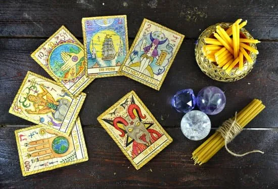 Astro Tarot | Espacio Integral Venus – Tarot Evolutivo, Gestalt y Regresiones